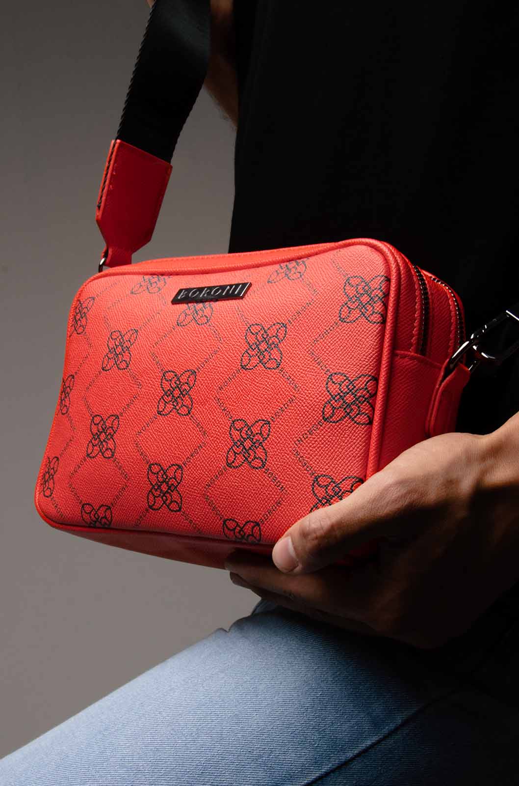 BANDOLERA CROSSBODY ROJO TEXTURA | CORREA AJUSTABLE