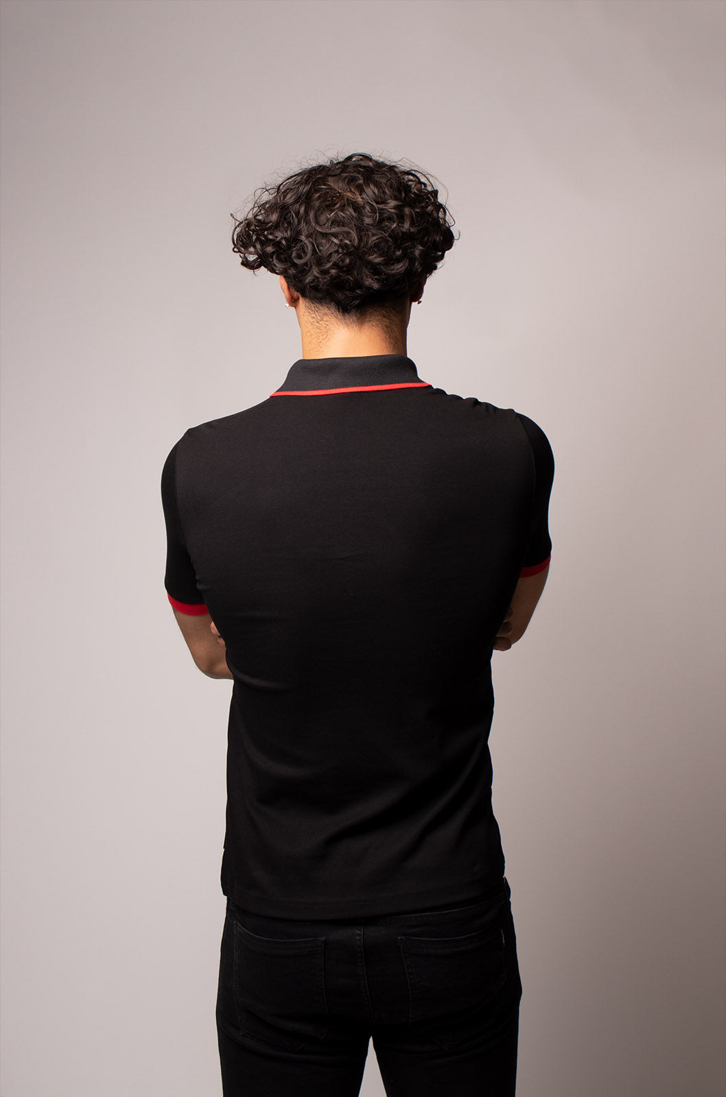 PLAYERA POLO LECCE ALGODÓN PIMA | NEGRO/ROJO