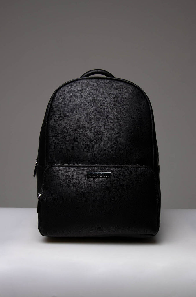 MOCHILA BÀSICA NEGRA CORREAS AJUSTABLES – BoroniMX