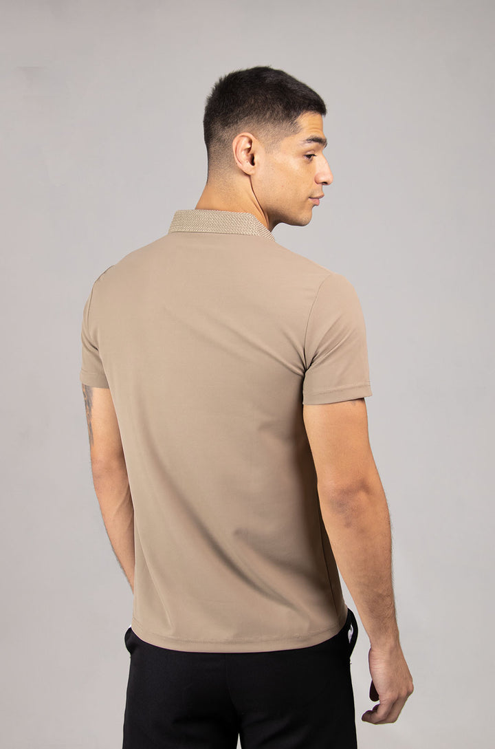 PLAYERA TIPO POLO MANGA CORTA COLECCIÓN LUXURY | KHAKI