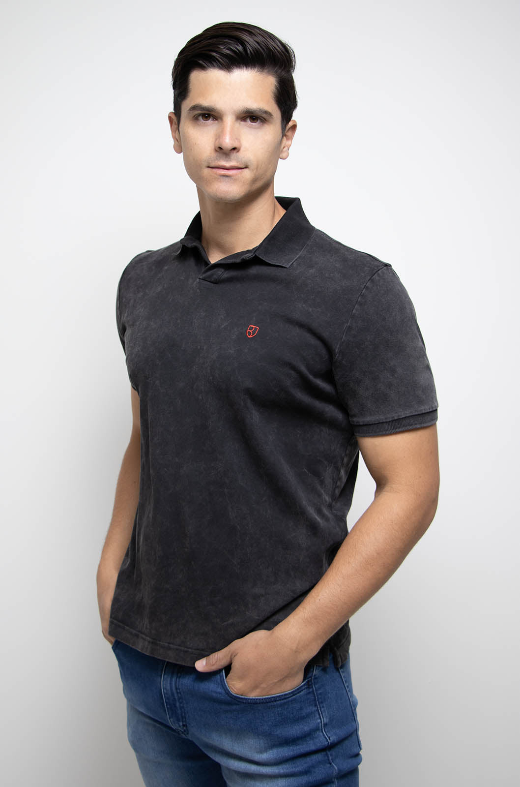 PLAYERA POLO SLIM ALGODÓN PIMA | NEGRA SIN BOTONES